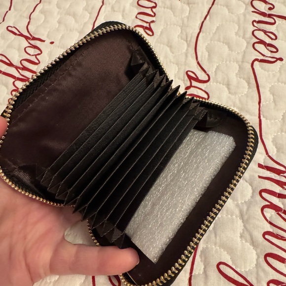 Small Monogram Black credit card case - Picture 3 of 3
